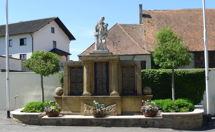 Kriegerdenkmal in Elsendorf